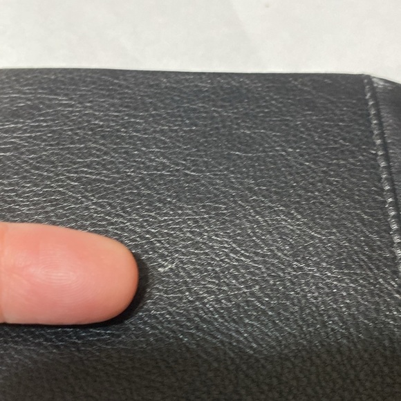 Cross mens black leather bifold wallet - Picture 9 of 10